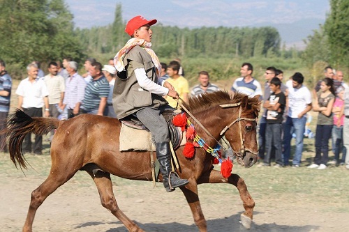 13. Uluslararası Yağcıbedir Halı, Kültür ve Sanat Festivali Cirit Şampiyonası